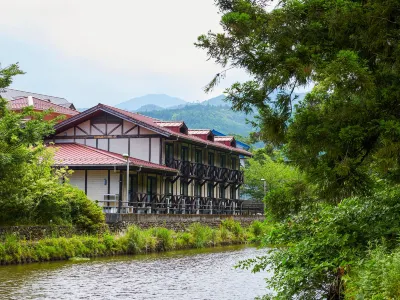 Housenbou Lodge