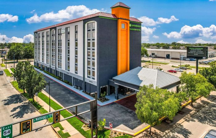 Wyndham Garden Wichita Downtown