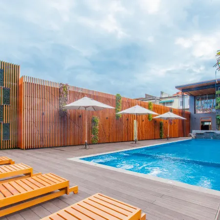 Loft Mania Boutique Hotel