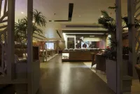 Hotel Shoolin Grand - parking