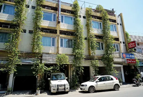 Samrat Hotel