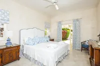 "Lonetrees" - Large Luxury Private Villa w/ Pool by One Caribbean Estates Các khách sạn ở 