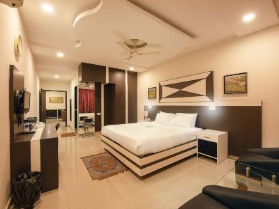 Hotel Green Park Suites