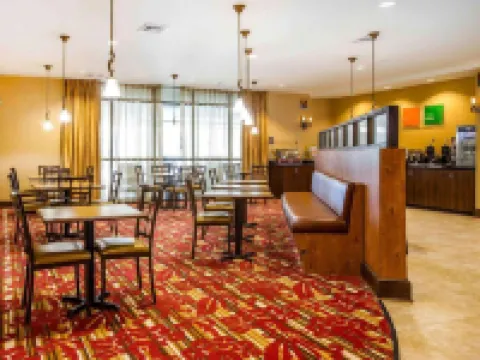 Comfort Suites Byron Warner Robins Hoteles en Byron