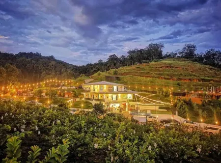 I Do Farmstay Отели рядом с достопримечательностью «Mengkuang Dam»