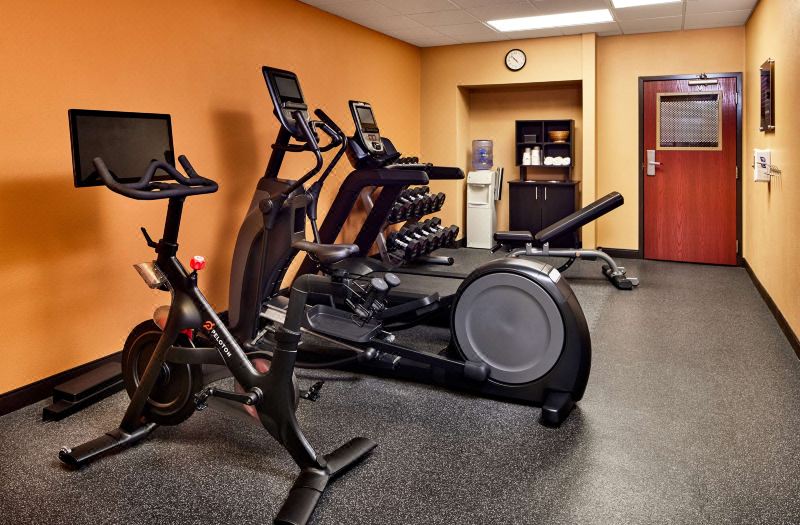 Hampton Inn Longmont photo 3