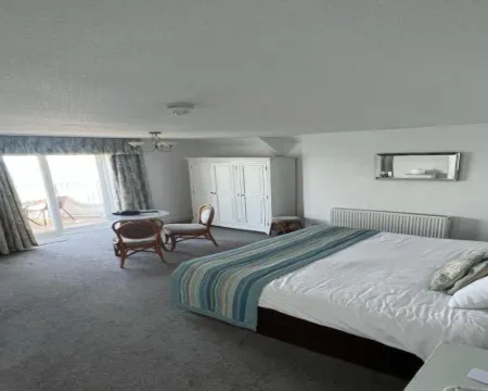 The Hannafore Point Hotel ルーのホテル