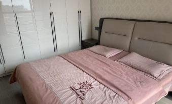 Liujiumingge Homestay (Zhongyuan East Street)