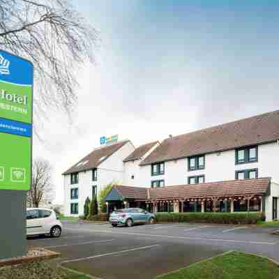 Sure Hotel by Best Western Rouvignies Valenciennes Hotel Exterior