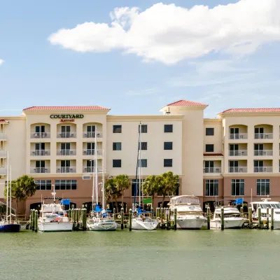 Courtyard St. Petersburg Clearwater/Madeira Beach Hotels near Redington Beach
