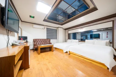 Tongyeong Sean Hotels in 