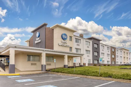 Best Western Westgate Inn - parking