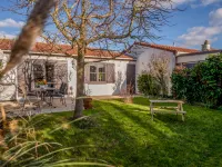 Zeewind 223 with Parking