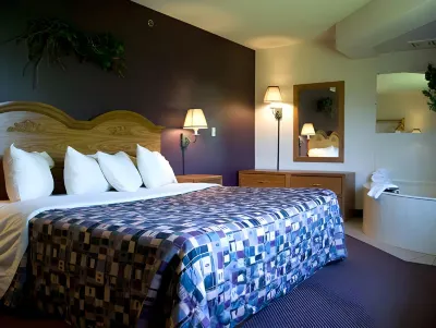 AmericInn by Wyndham West Burlington Các khách sạn ở Burlington