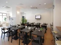 New Station Hotel - breakfast