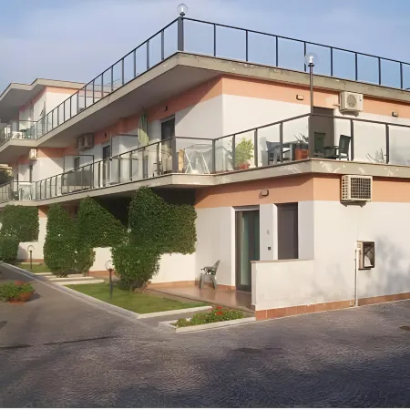 Miramare Residence