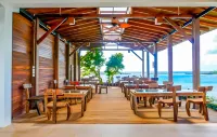 Naya Matahora Island Resort - Frühstück