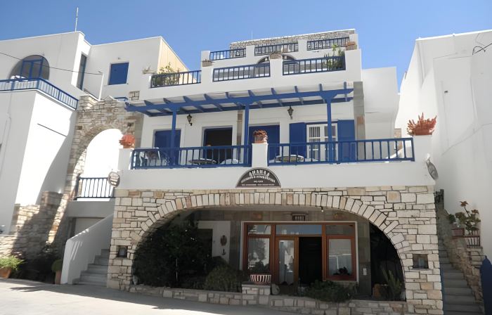 Hara Studios and Apartments