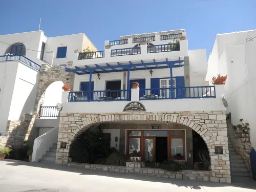 Hara Studios and Apartments