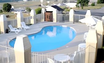 Super 8 by Wyndham Knoxville North/Powell