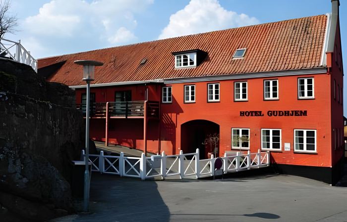 Hotel Gudhjem