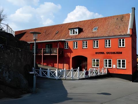 Hotel Gudhjem