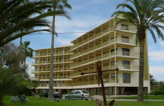 阿爾米蘭特酒店