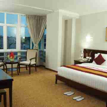 Green Leaf Hotel Rooms