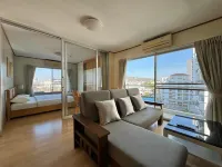 Sriracha Avenue Hotel a Si Racha