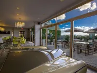 Olv Fifty Five - Adults Only Hotels in Condado