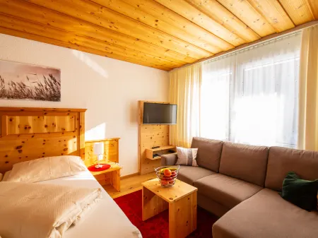 Atlantis Apartments Отели в г. Замнаун