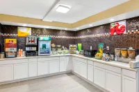 Quality Inn & Suites - breakfast