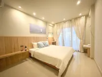 AobOun House Bangsaen บ้านโอบอุ่น บางแสน - Pensions