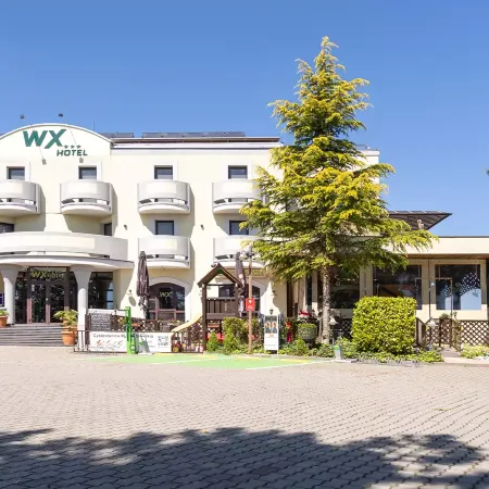 WX Hotel