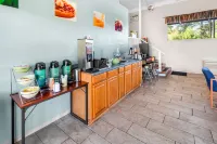 Quality Inn & Suites - breakfast