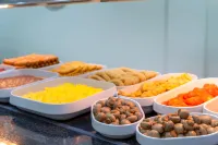 Apartamentos Galeon Playa - breakfast