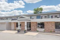 Days Inn by Wyndham Fond du Lac Отели в г. Фонд дю Лак