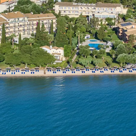 Delfinia Hotel Отели рядом с достопримечательностью «Пляж Мессонги»