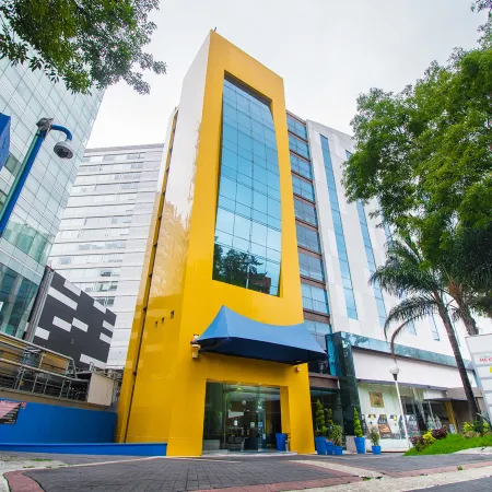 BelAir Business a Wyndham Garden Hotel Отели рядом с достопримечательностью «Центр международной торговли Pepsi Center»