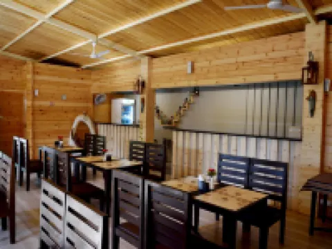 Majestic Beach Comforts Hotels in Varca