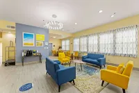 Days Inn & Suites by Wyndham Euless DFW Airport South - Nouto- ja jättöpalvelut