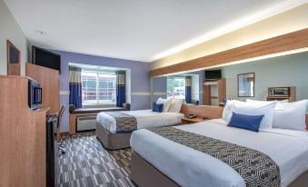 Microtel Inn & Suites by Wyndham Lillington / Campbell Univ