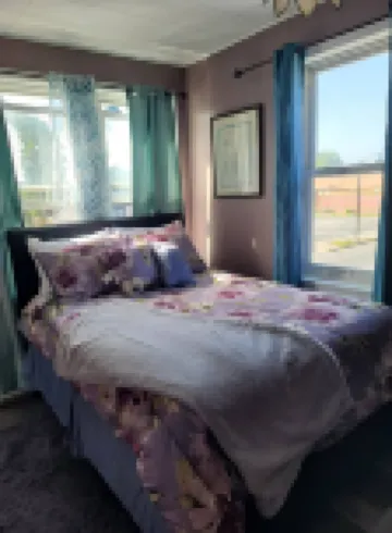 Tower Of Little Italy Отели в г. 