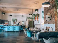 Malacuna Liverpool Hotels near FACT