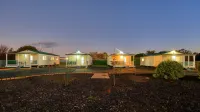 Junee Motor Inn Hotels near Shanks Zoo