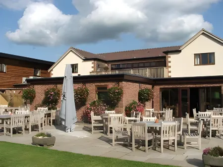 The Lowfield Inn Отели в г. Форден вит Лейтон энд Трелистан