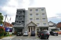 Hotel Dafam Rio Hotels in Bandung City