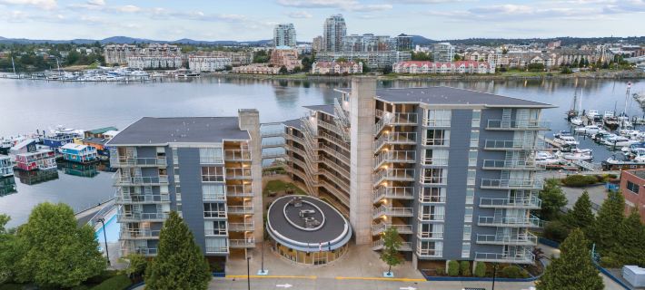 WorldMark Victoria Hotels in Capital