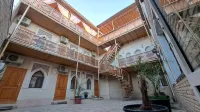 Naqshband Hotel a 