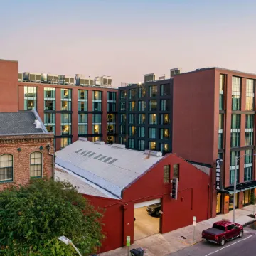 Cambria Hotel New Orleans Downtown Warehouse District Hotels in der Nähe von Ogden Museum of Southern Art
